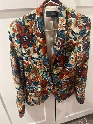 Blazer Mango Estampado Flores Talla S
