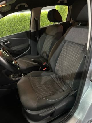 Volkswagen Polo 2015