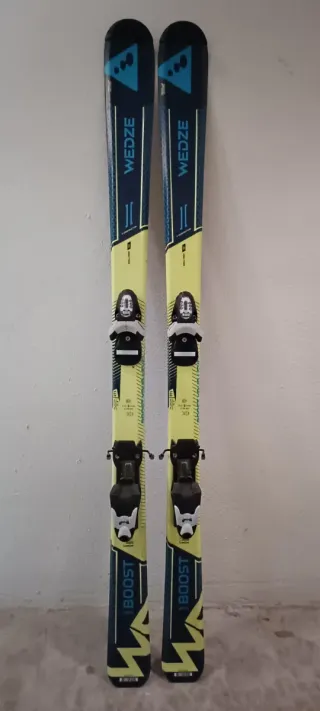 Esquís Wedze Boost 140 cm con fijaciones