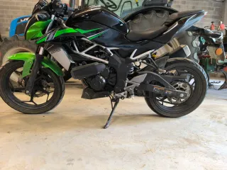 Moto Kawasaki