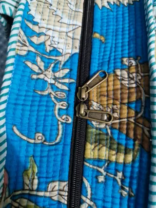 Precioso Bolso de asas. 100% Algodón acolchado.