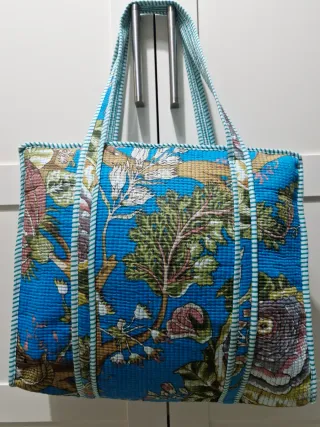 Precioso Bolso de asas. 100% Algodón acolchado.