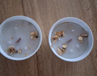 Velas decorativas de cerámica y madera