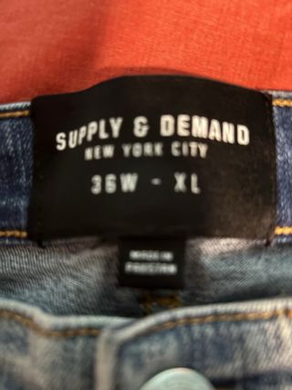 Pantalón Vaquero Roto Desgastado