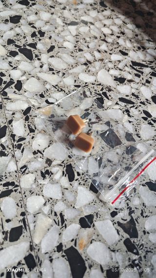 Zapatos de tacón BENVENUTI dorados/rosas talla 37