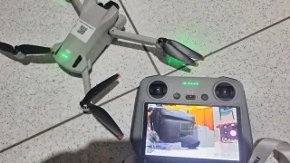 DJI Mini 3 con Fly More Kit