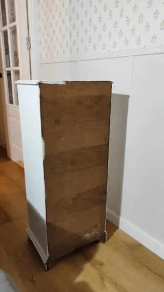 Sinfonier blanco roto de madera