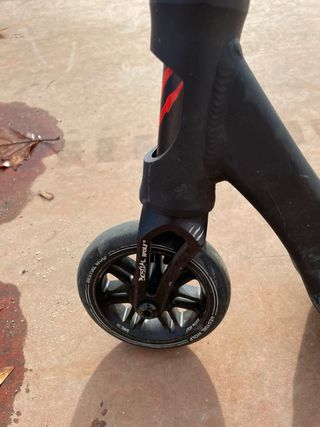 Patín Bestial Wolf Trucos Negro Rojo