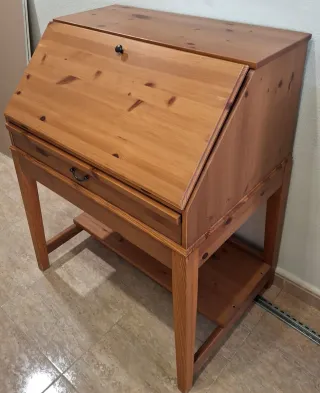 Escritorio / estantería IKEA madera