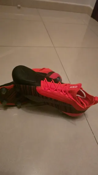 Botas de fútbol Puma ONE Talla 42