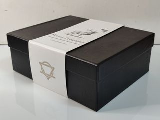 12 chupitos de 25 ml con base de animales en metal