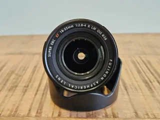 Fujifilm XF 18-55mm f/2.8-4 R LM OIS Obiettivo