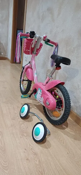 Bicicleta niña 14 rosa con ruedines