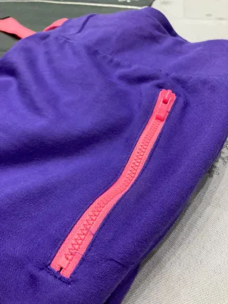 Pantaloni tuta Adidas viola e fucsia