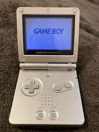Nintendo Game Boy Advance SP Plata + 4 juegos
