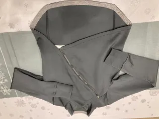 Giacca sportiva Asics nera