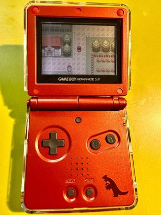 Nintendo Game Boy SP Roja Pokémon