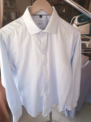 Camisa de vestir azul hombre, toda de la L menos 1