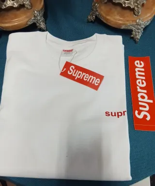 Camiseta Supreme Talla L Oversize Blanca