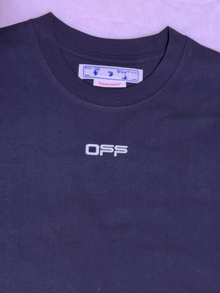 T-shirt Off-White nera con stampa Cabin Baggage