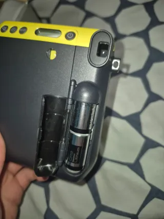 Cámara Instantánea Fujifilm Instax Mini 70 Amarill