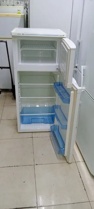 NEVERA PEQUEÑA ROMMER ENERGÍA A+ 125X54.5X57 CM