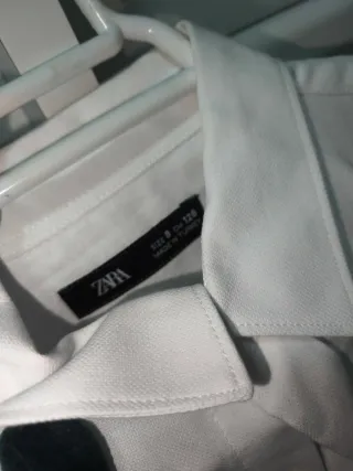 Camisa blanca con pajarita verde oscura Talla 8