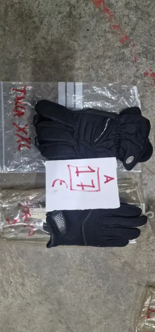 Guantes de moto varios tipos