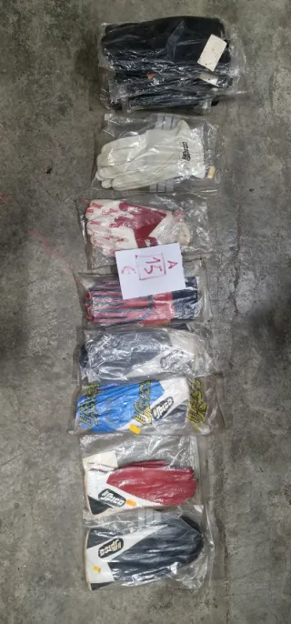 Guantes de moto varios tipos