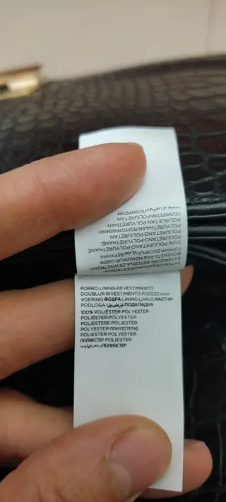 Bolso negro efecto piel cocodrilo