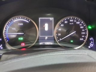 Lexus NX 2.5 300h Business 2WD