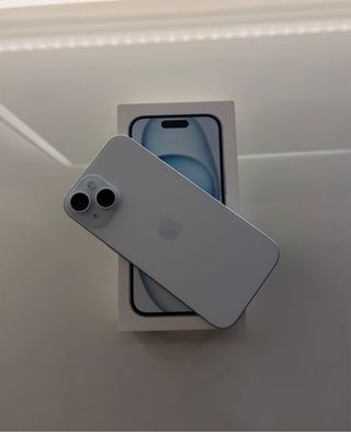 iPhone 15 512GB azul claro. 512 GB. impecable.