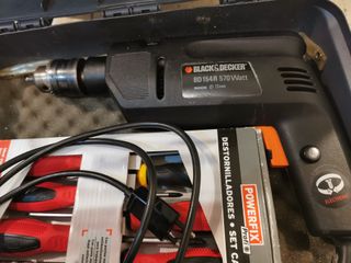 Taladro Black+Decker 570W + Maletín