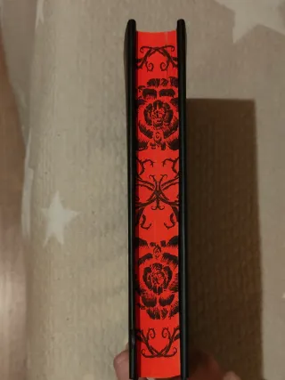 Una corte de rosas y espinas