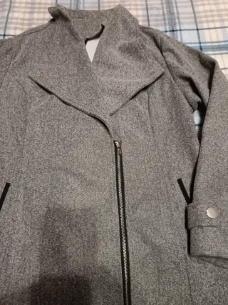 Abrigo gris EMERY ROSE a estrenar