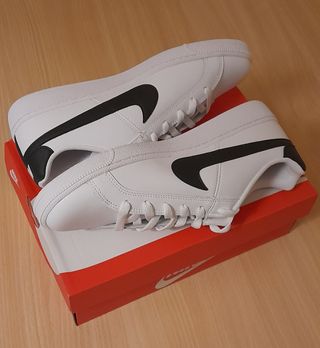 Scarpe Nike Court Royale