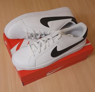Scarpe Nike Court Royale