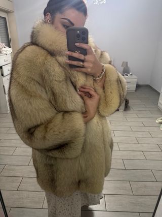 Pelliccia volpe bianca