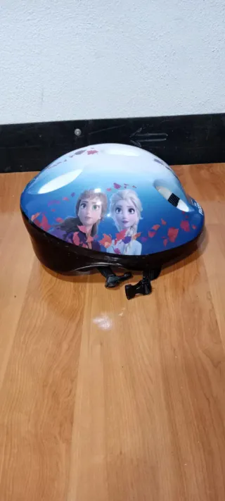 Casco infantil Frozen