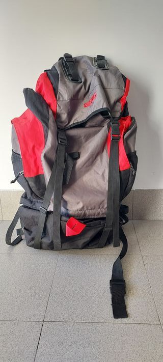Mochila Campismo/Caminhada 65L BERG