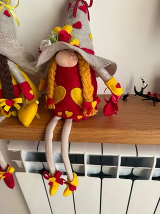 Gnomette fatte a mano con cappello a punta