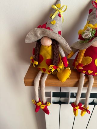 Gnomette fatte a mano con cappello a punta