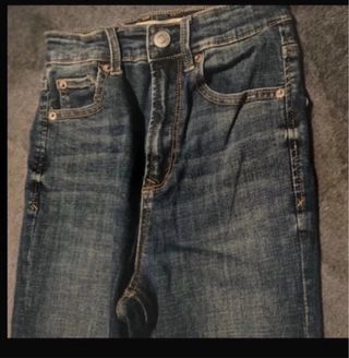 Pantalón vaquero Stradivarius Talla XS