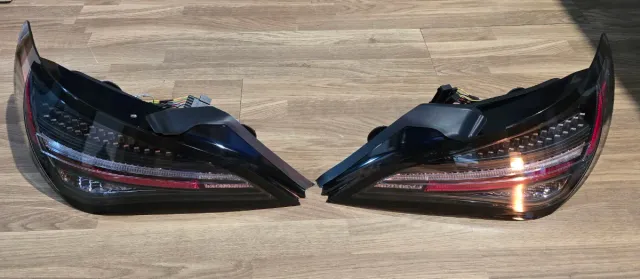 Pilotos LED Negros Mercedes CLA