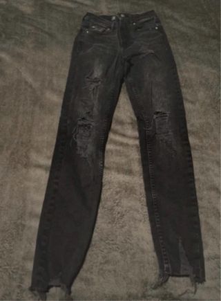 Pantalón vaquero pitillo negro Talla S