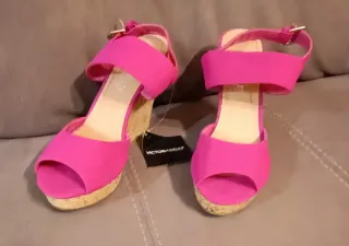 Zapatos Victoria Delef Rosa