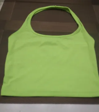 Top corto verde