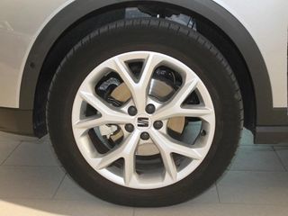 SEAT Arona FR DSG 150cv