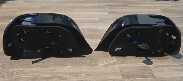 Pilotos BMW serie 7 E38 94-01 Rojo blanco