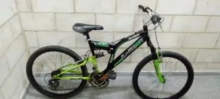 Bicicleta de Montaña Doble Suspensión